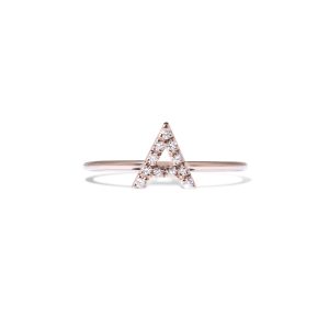 Anillo con Inicial de Brillantes