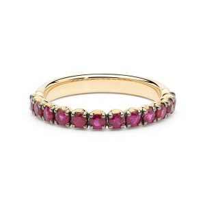 Anillo con rubíes