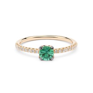 ANILLO CON ESMERALDA Y BRILLANTES