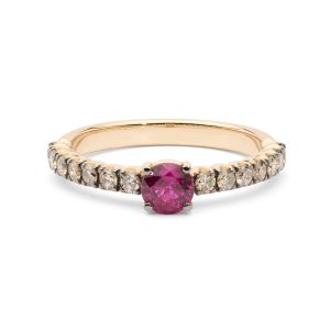 Anillo de brillantes brown y rubí